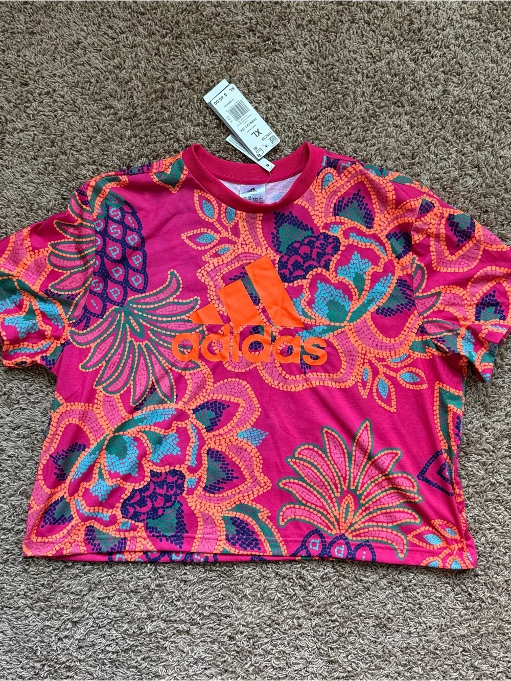 NWT Adidas x FARM Rio Women’s Graphic Tee Vivid Berry Size XL - Picture 1 of 5